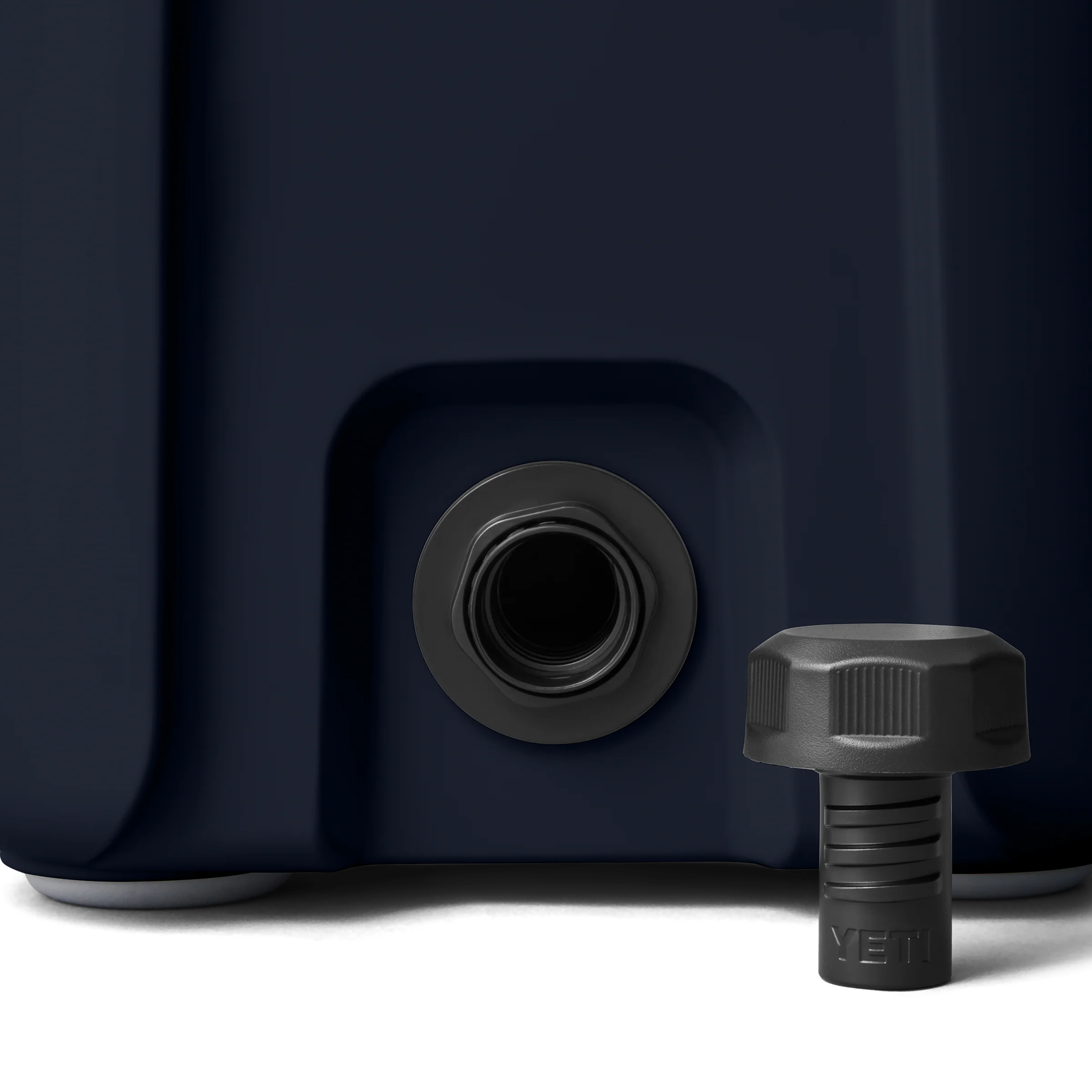 Roadie® 15 Hard Cooler - Image 4