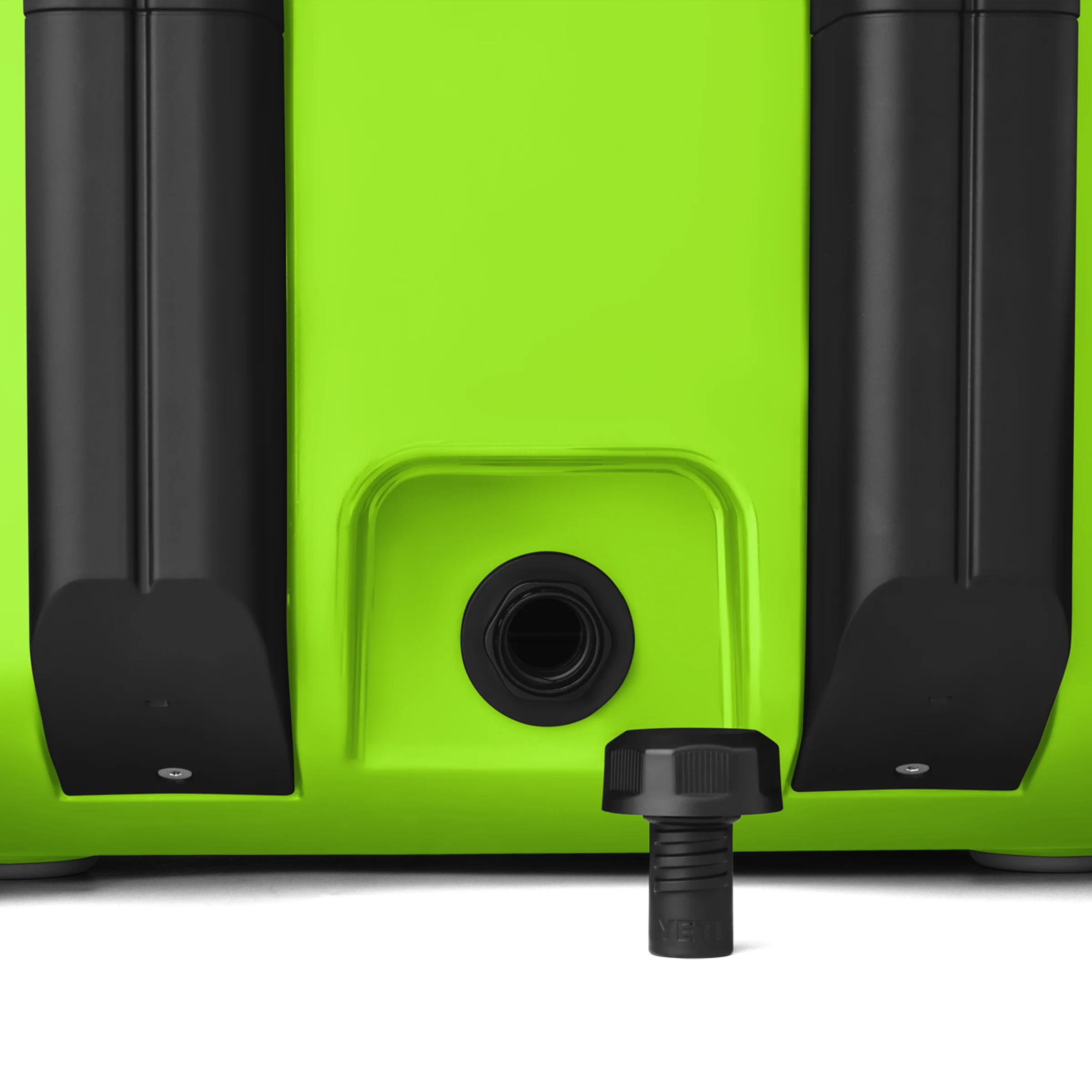 Roadie® 32 Wheeled Hard Cooler - Image 72